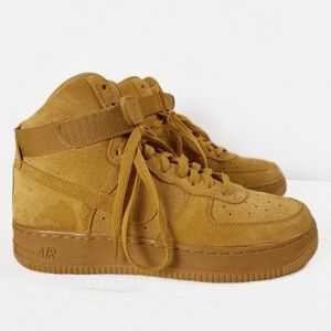 Nike Air Force 1 High LV8 Sneakers Wheat color Suede High Tops Boys size 6.5Y